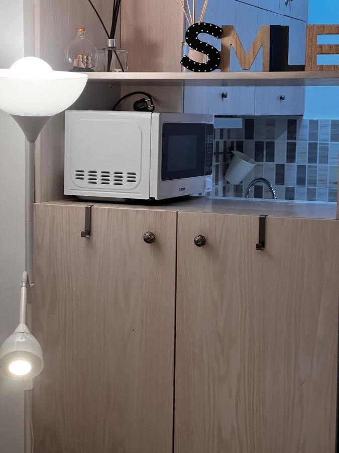 Small Budget Diamond In Agias Sofias. Thessaloniki