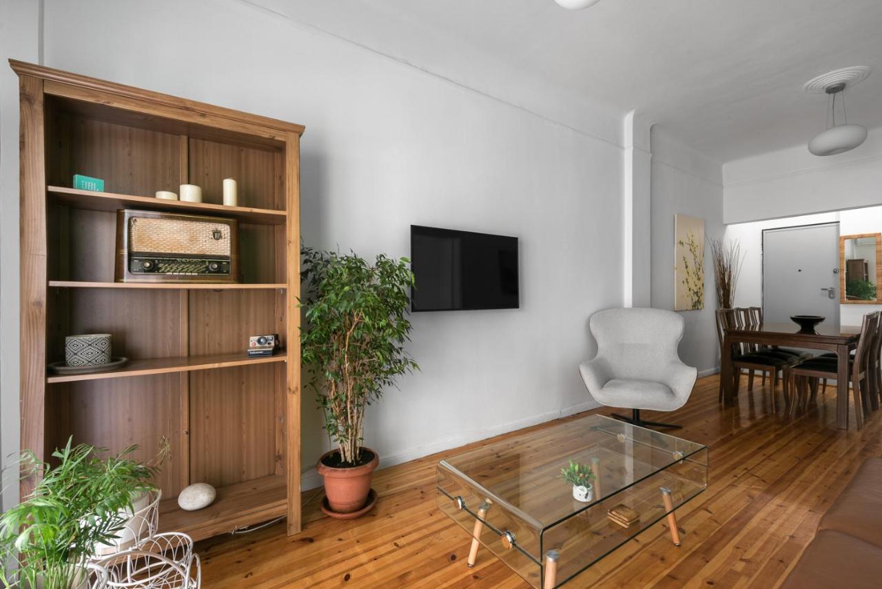F & B Collection - Flat For 6 Daire Selanik