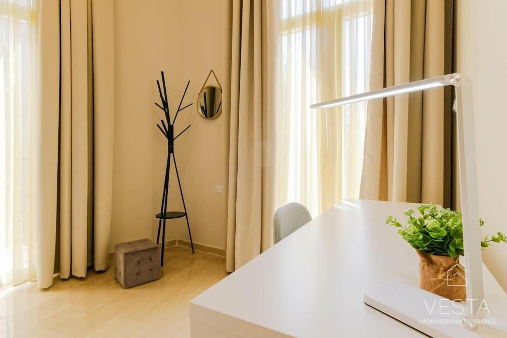 Roselyn 3-bdrm Central Suite, Vesta Philoxenia *