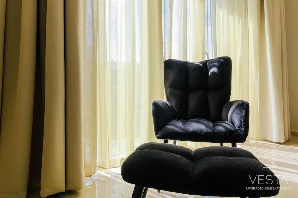 Roselyn 3-bdrm Central Suite, Vesta Philoxenia Apartment *