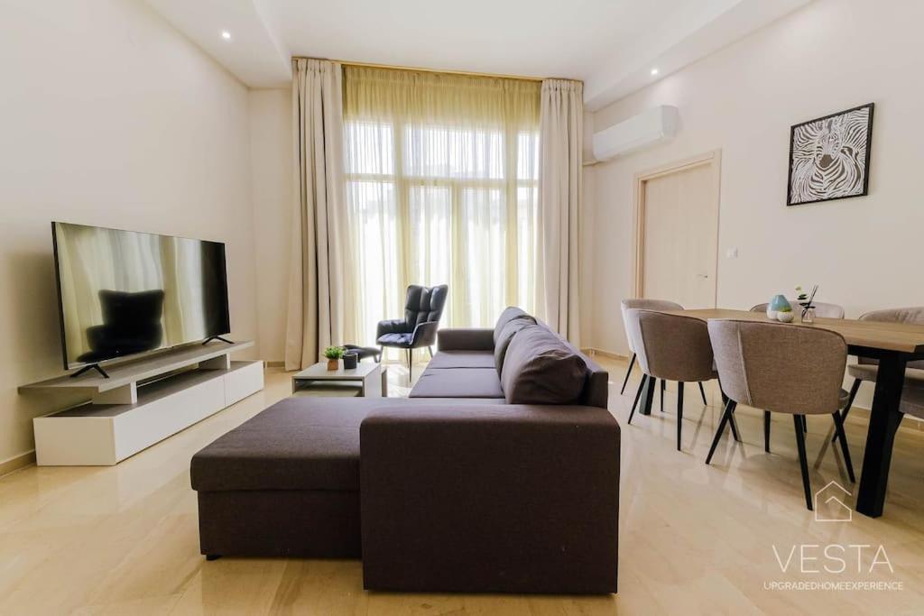 Roselyn 3-bdrm Central Suite, Vesta Philoxenia