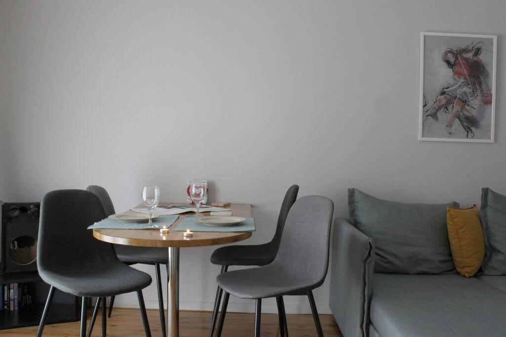 Artistic Eco Aprt, Rotunda Skg Daire