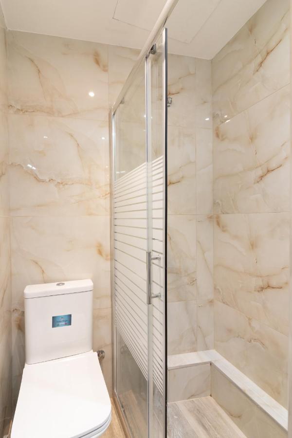 Apartment White Lux Heaven Saint Dimitrios *
