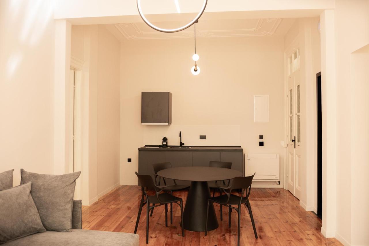 Taskou Luxury Apartment