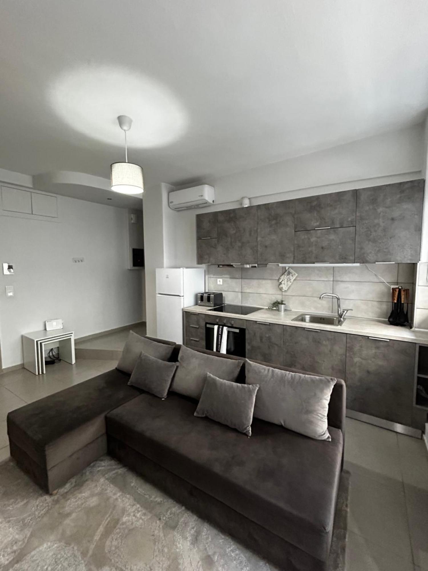 Apartment Contemporary Urban Living Thessaloniki
