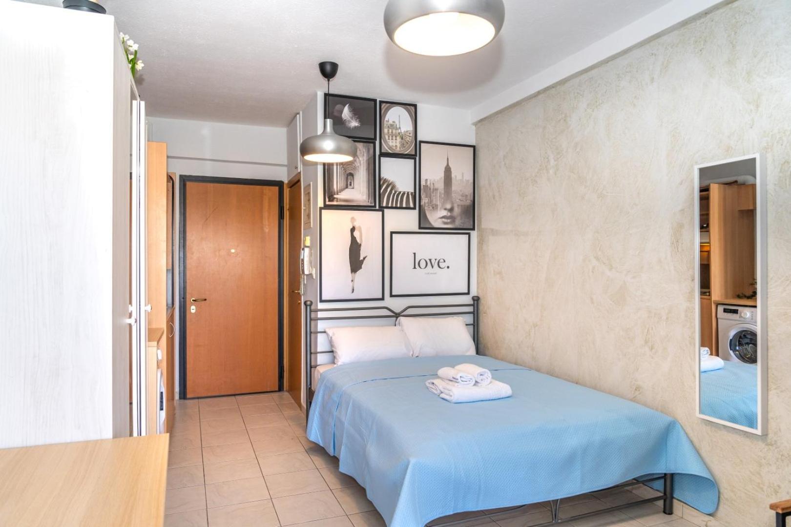 Apartment Kosmos Service Beautiful 3 With Additional Cost Parking