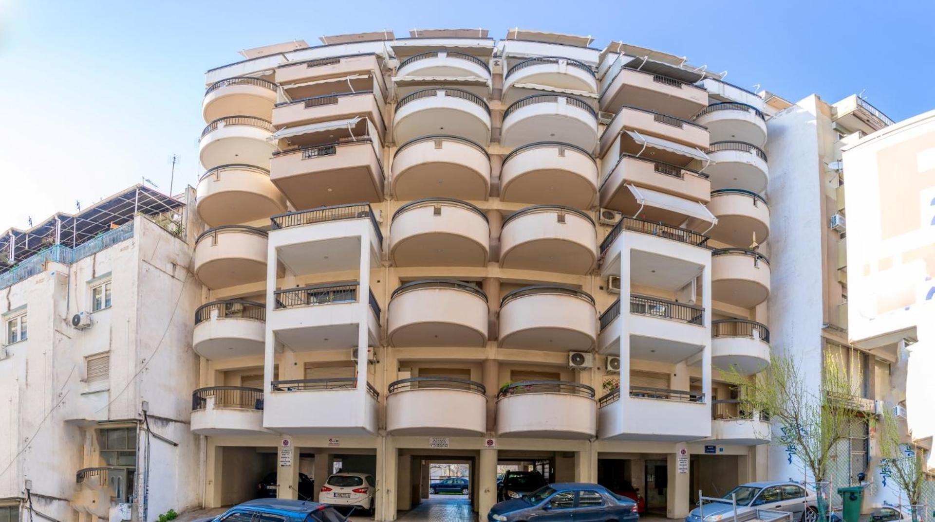 Apartment Kosmos Service Beautiful 3 With Additional Cost Parking Thessaloniki