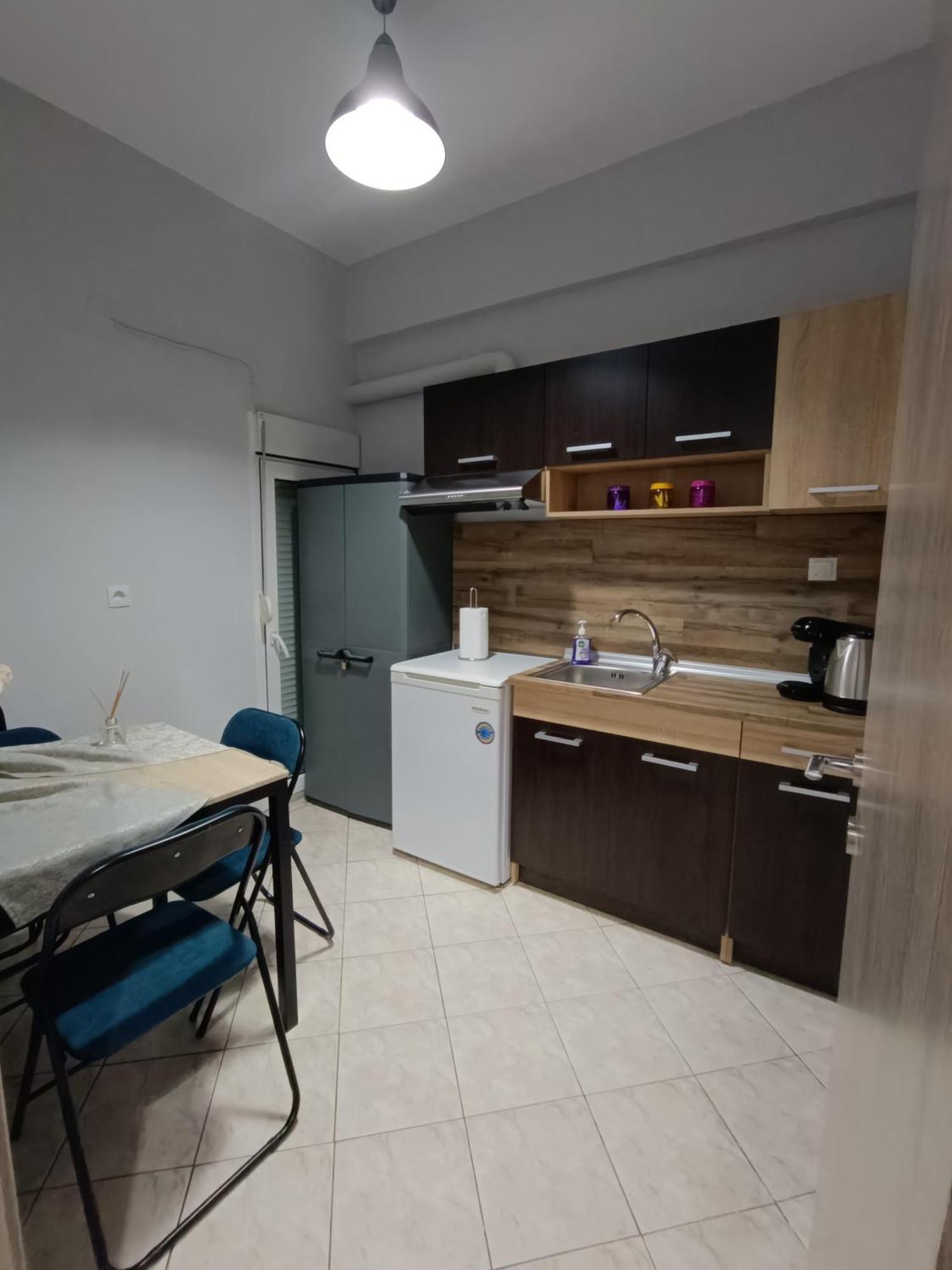 Thes House Apartment *