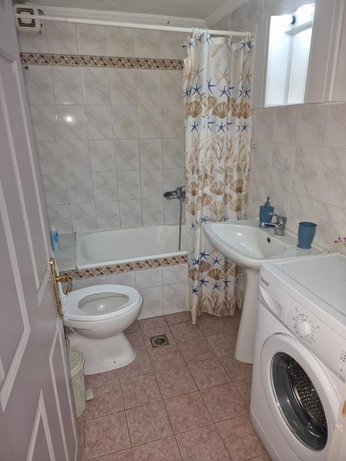 Dimitris House