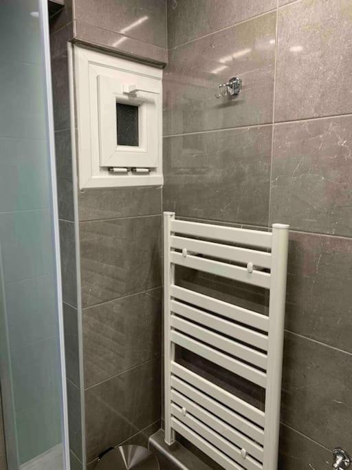 Lux , 3 Full Extra , Center Appartement *