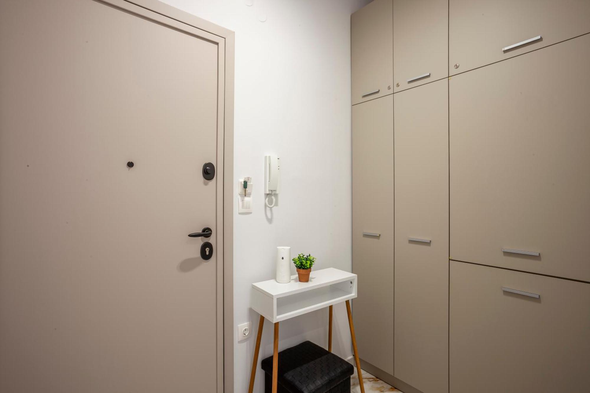 Goldhair Luxury Apartment *