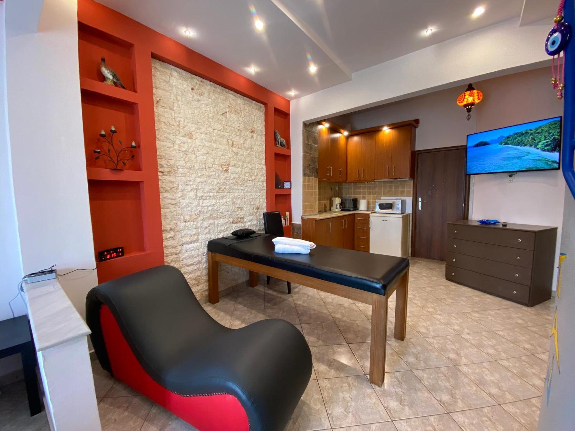 Afroditi Solarium/massage Apartment