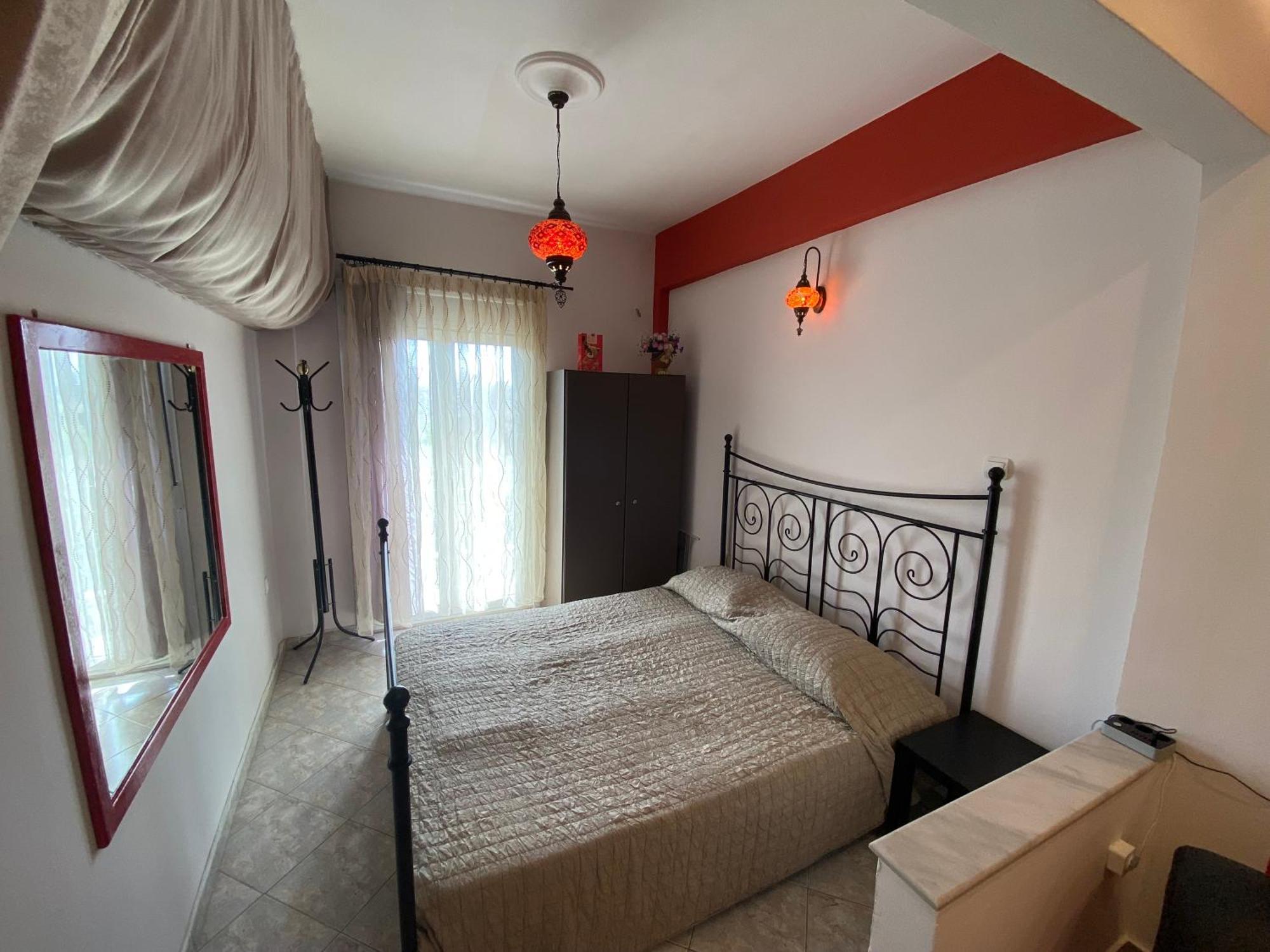 Afroditi Solarium/massage *