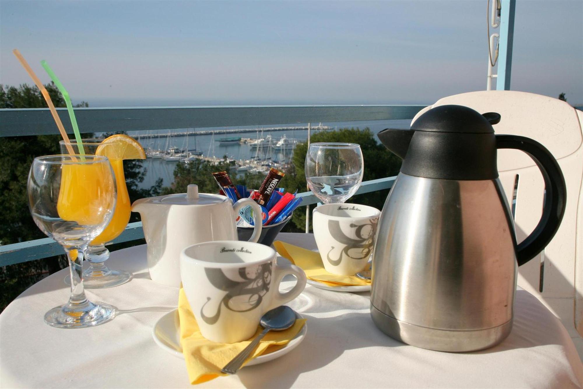 Hotel Oceanis