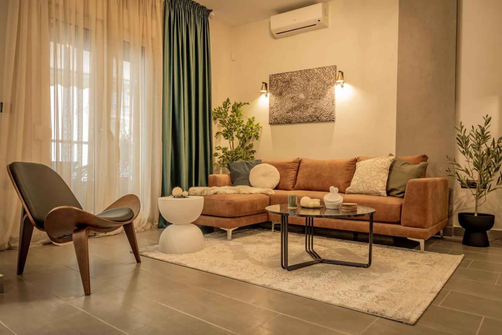 Estia On White Tower Midas Project