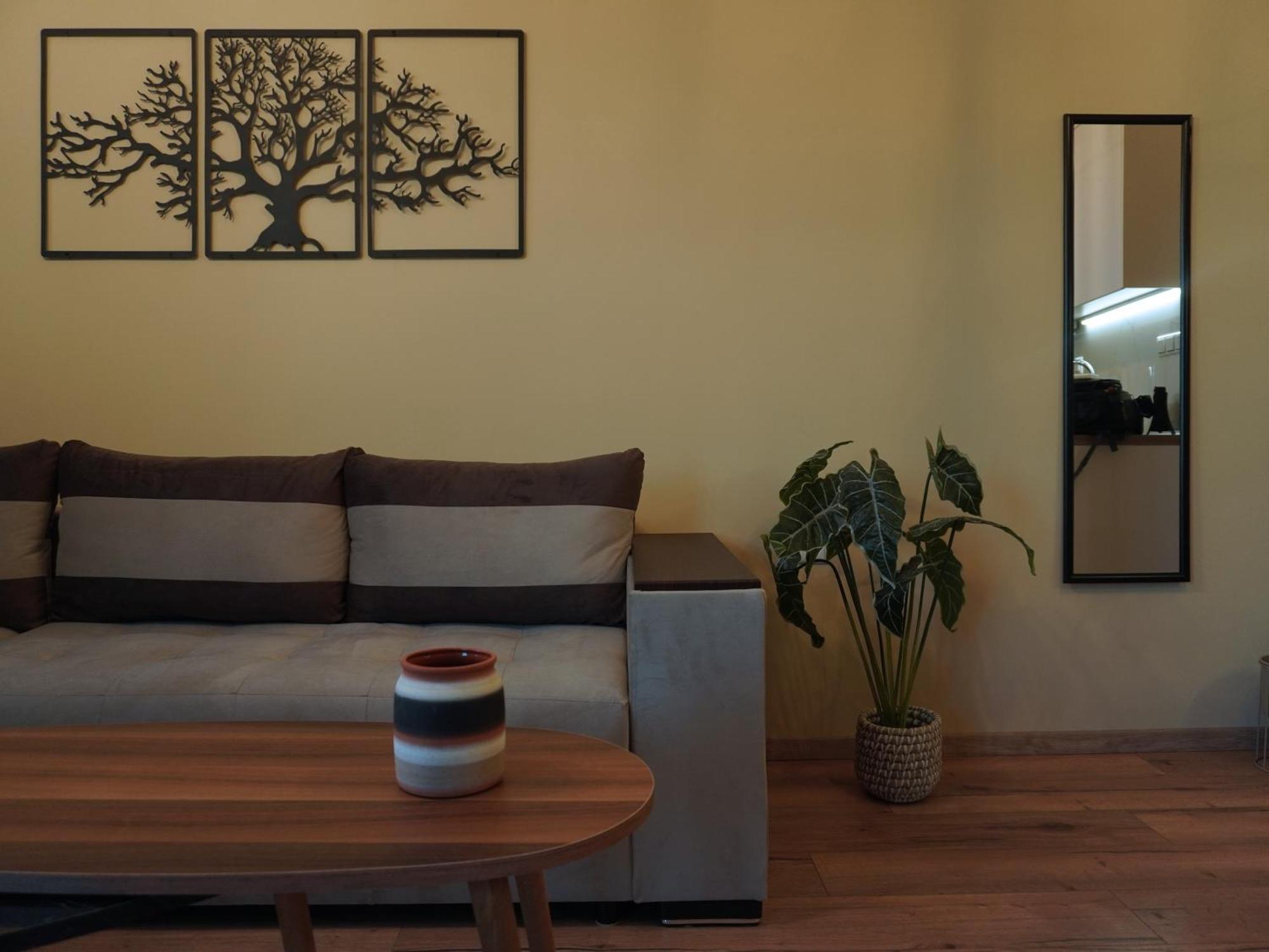 Homesweethome Apartment