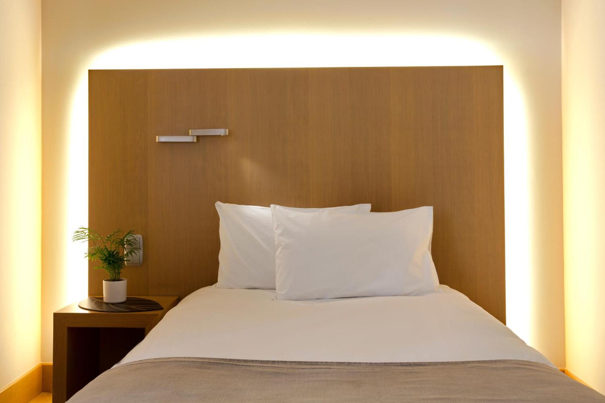 Lazart Hotel, Trademark Collection By Wyndham 5*