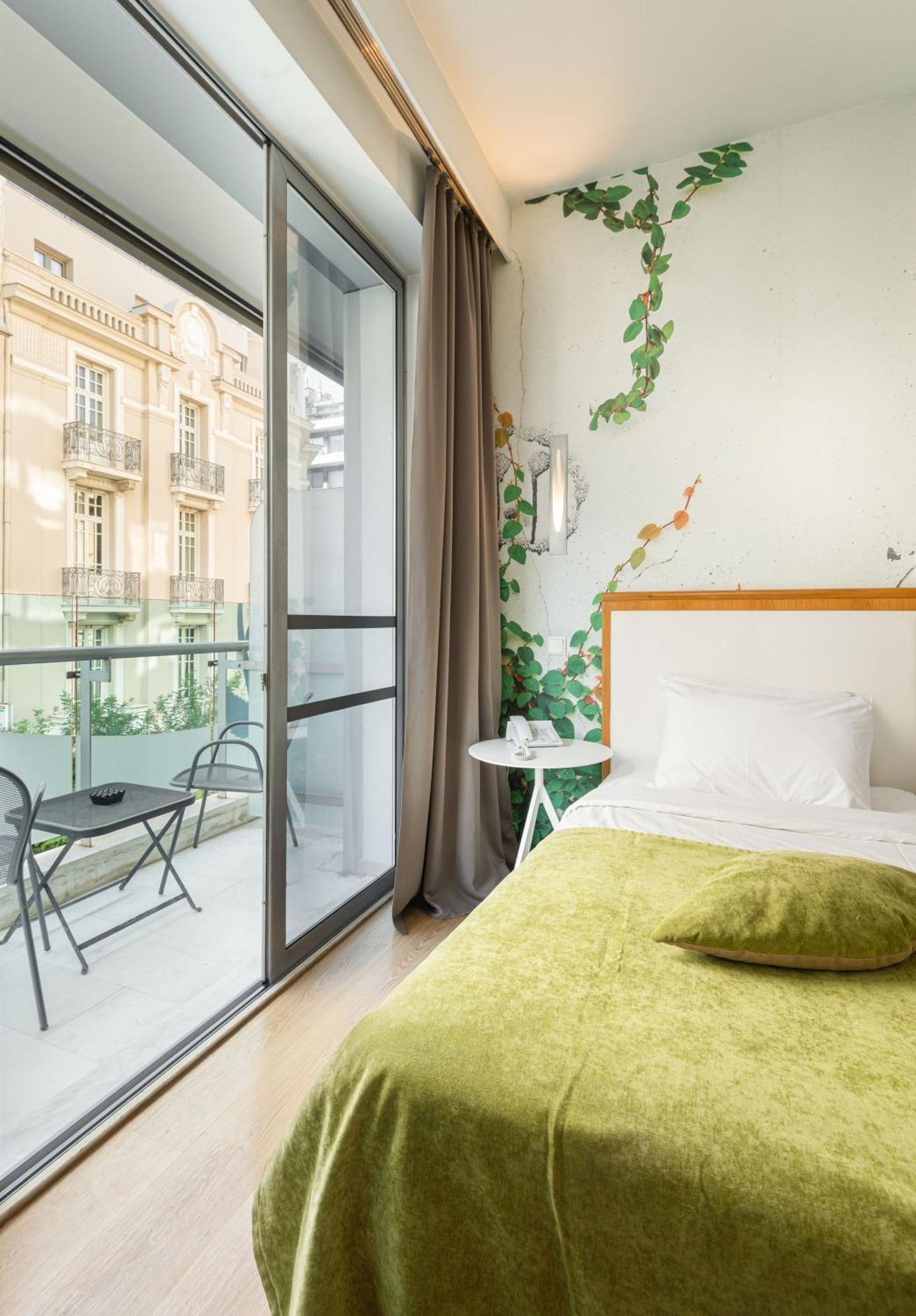 City Hotel 4*