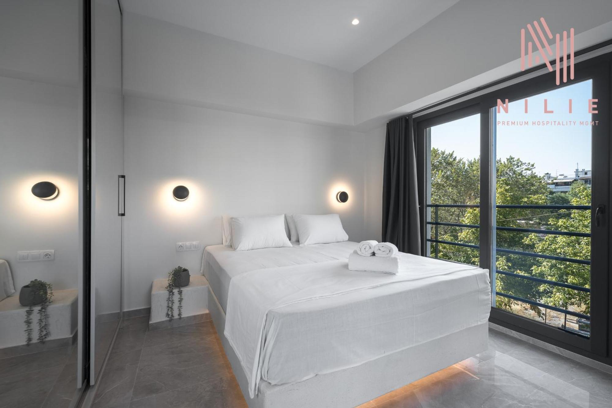 8 No 1,10, Nilie Hospitality Mgmt * Thessaloniki