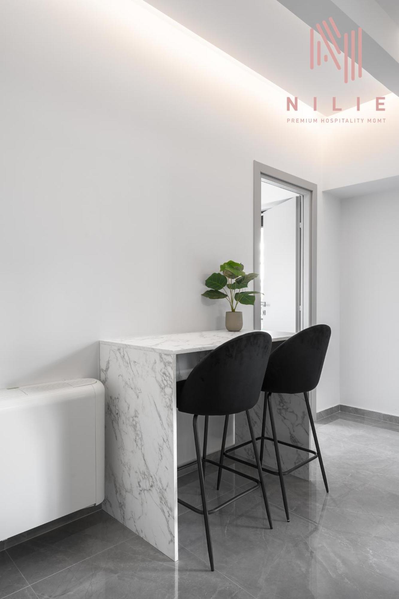 8 No 1,10, Nilie Hospitality Mgmt * Thessaloniki