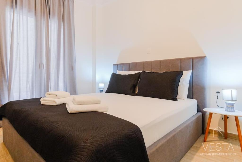 Theofilos Urban Apartment, Close To Center