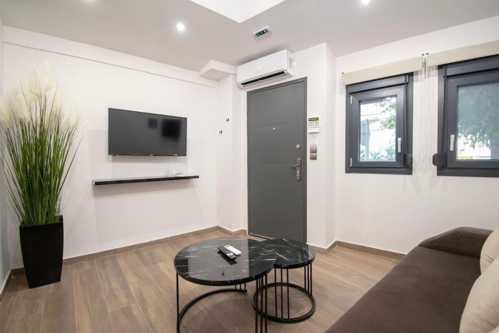 Antigonidon Loft Apartment *