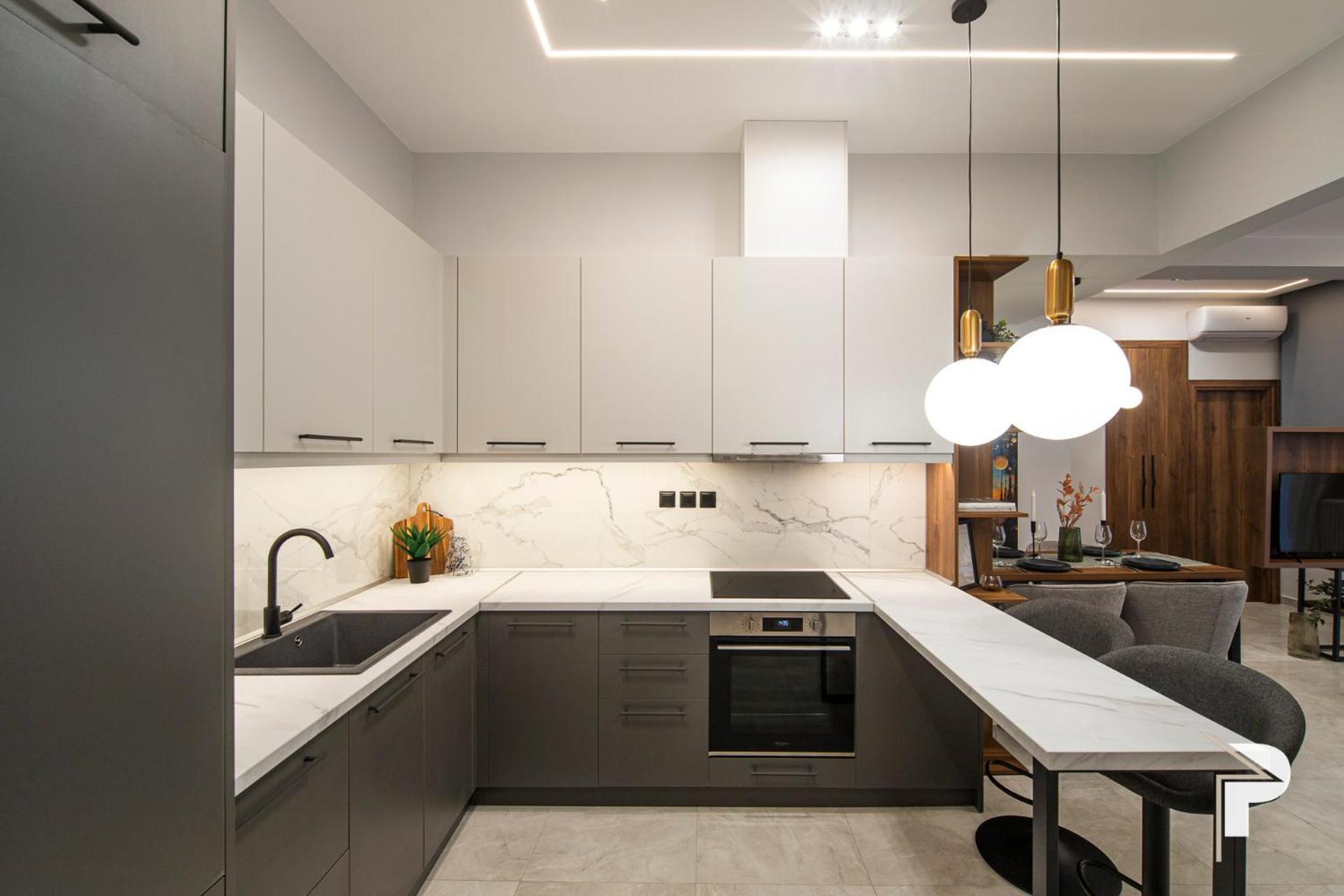 P Deluxe 8 Daire Selanik