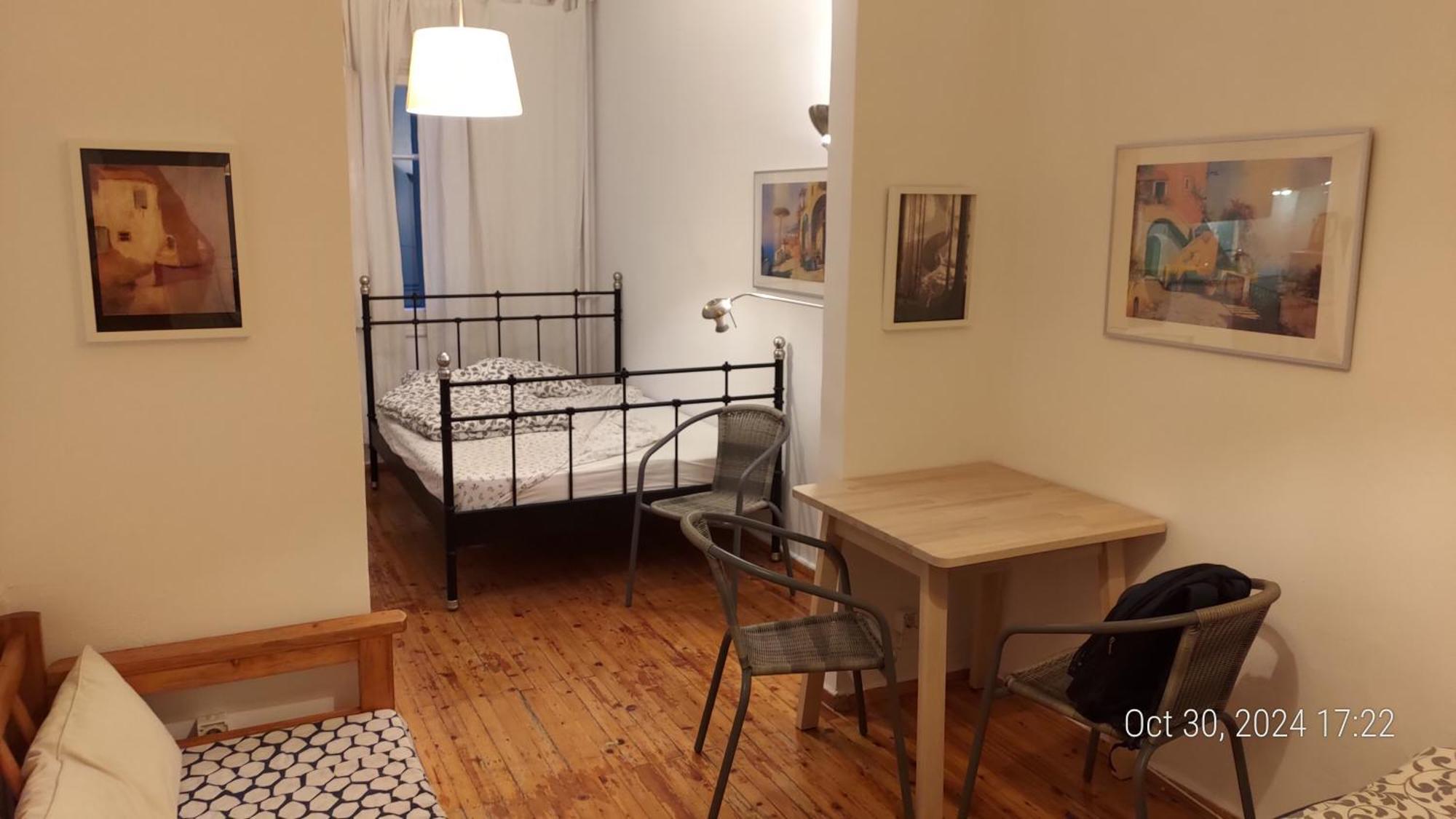 Apartment Cosy Open Large By Ruins Helexpo Thessaloniki