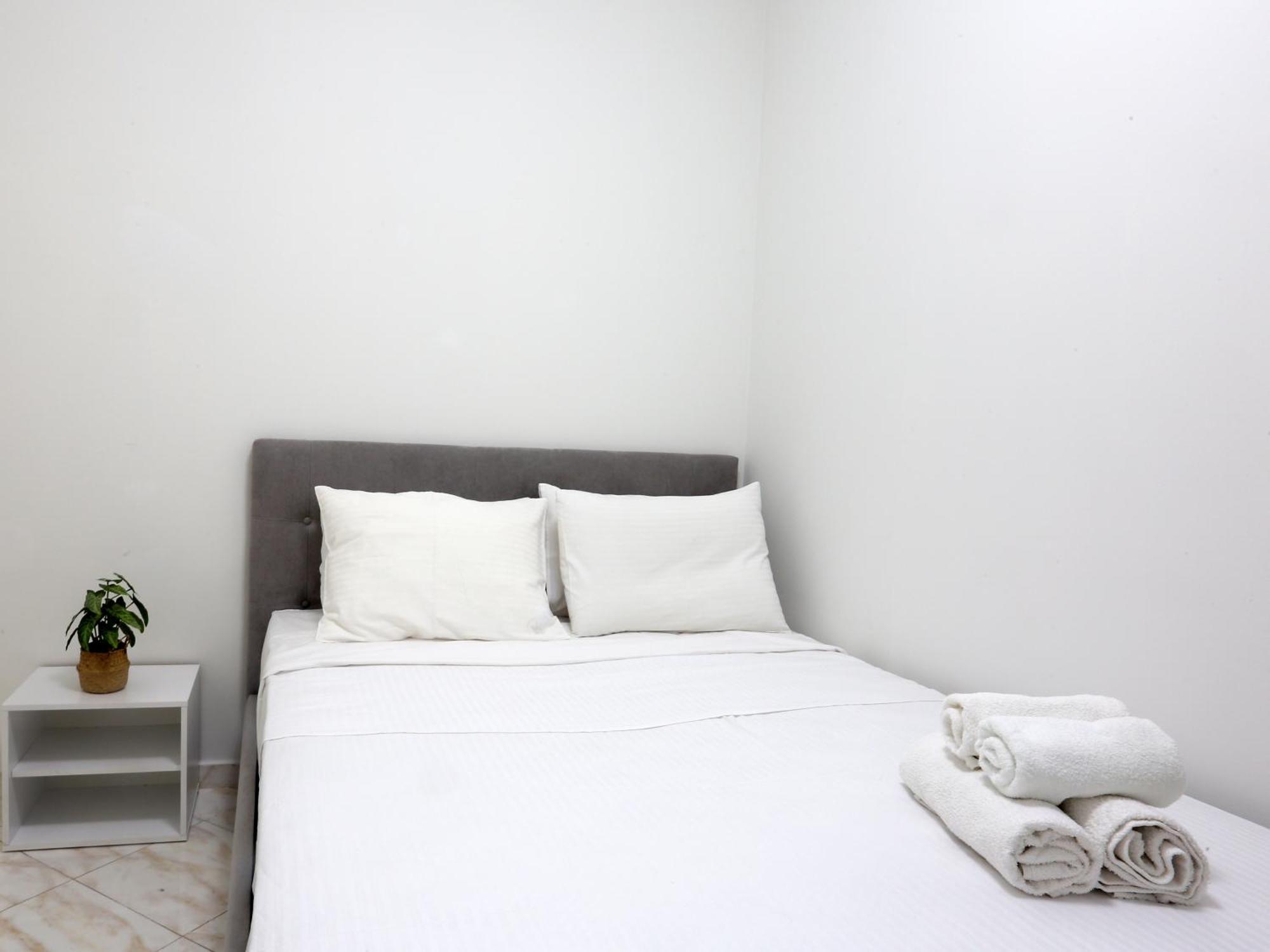 Apartment White Tower Family With Jacuzzi - Perfect Hospitality
