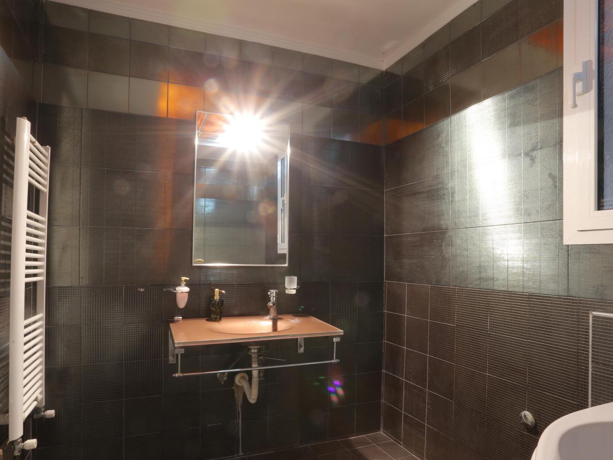 White Tower Family With Jacuzzi - Perfect Hospitality *