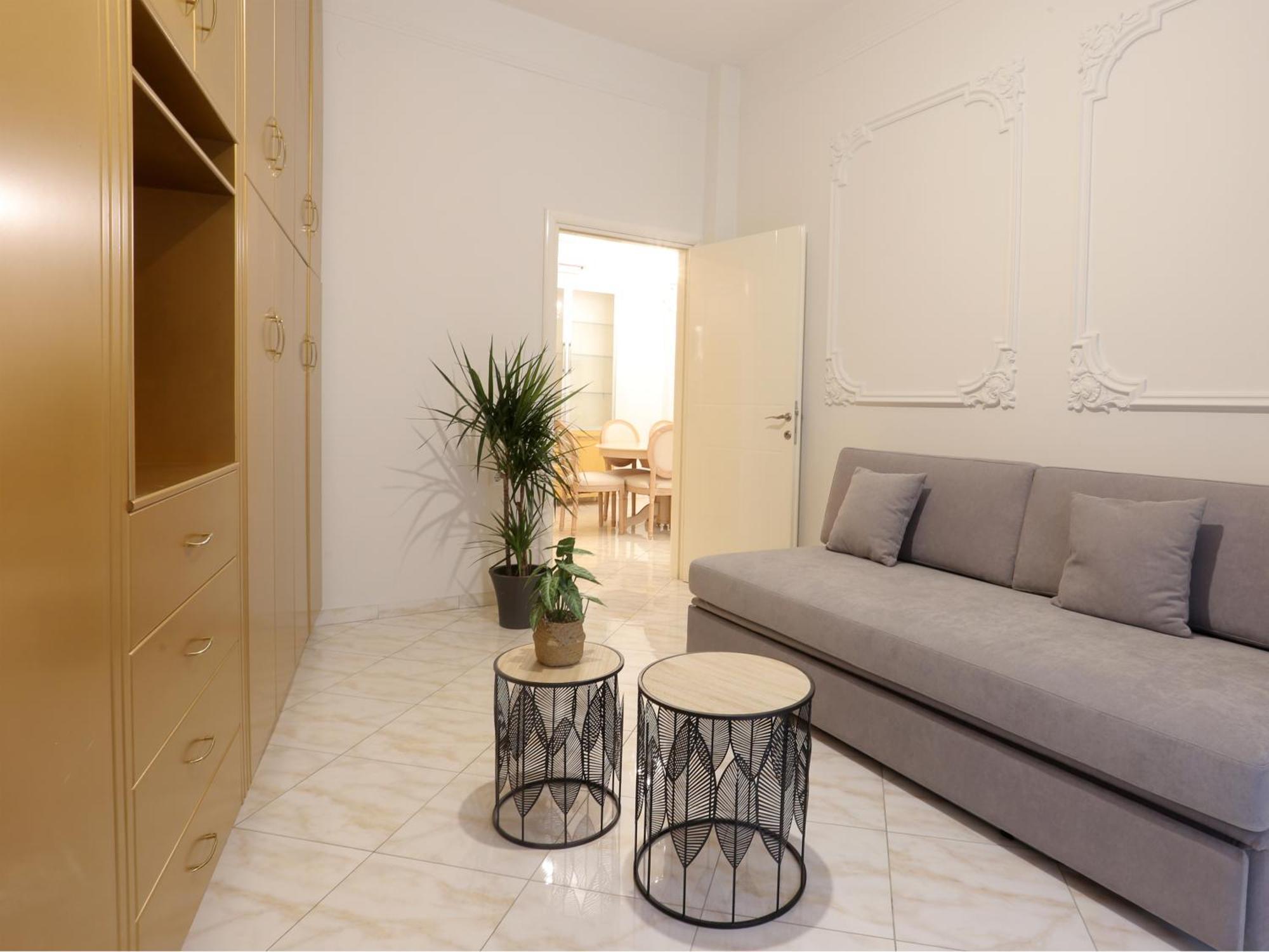 White Tower Family With Jacuzzi - Perfect Hospitality Apartment