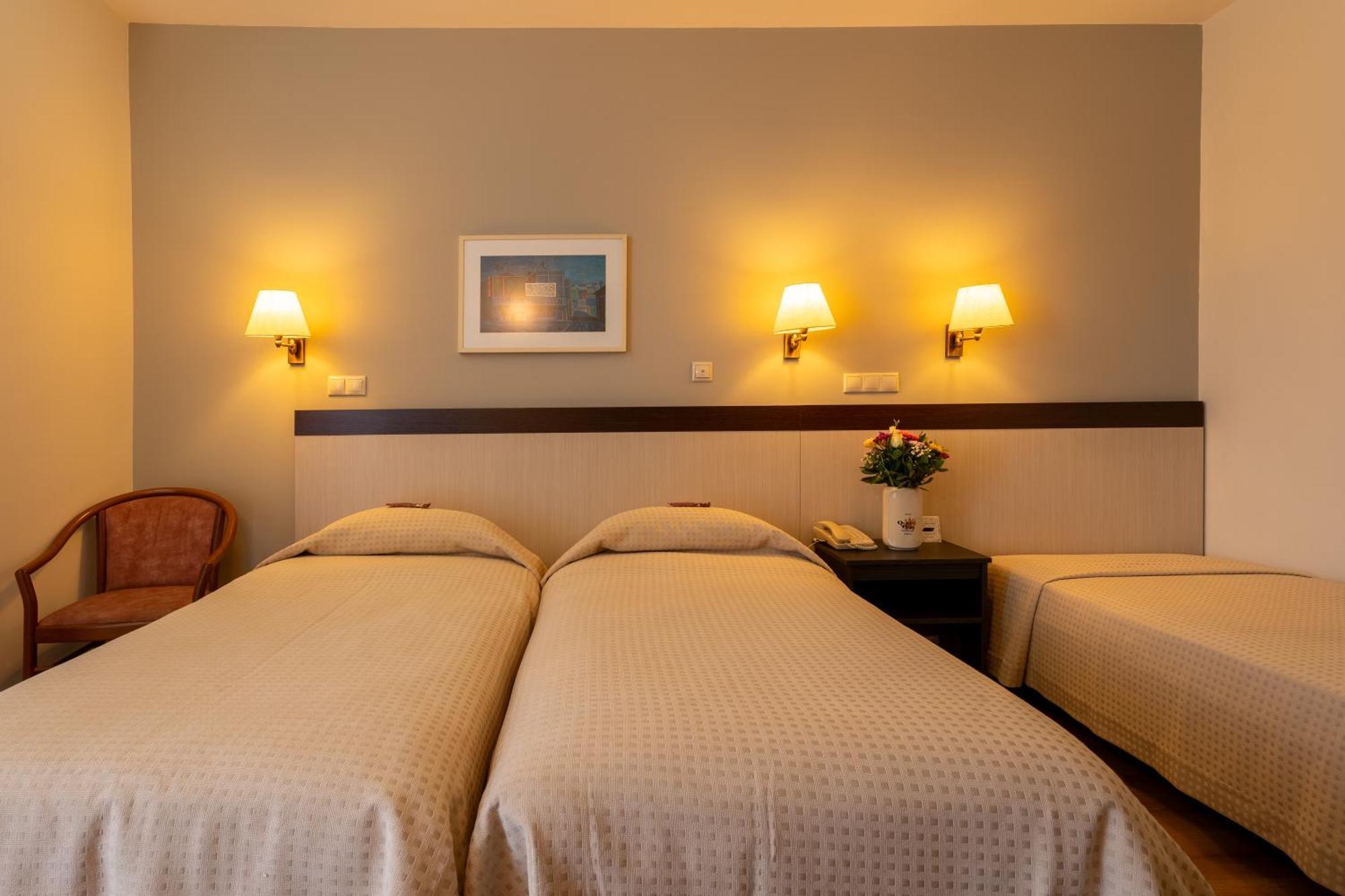 Queen Olga Hotel
