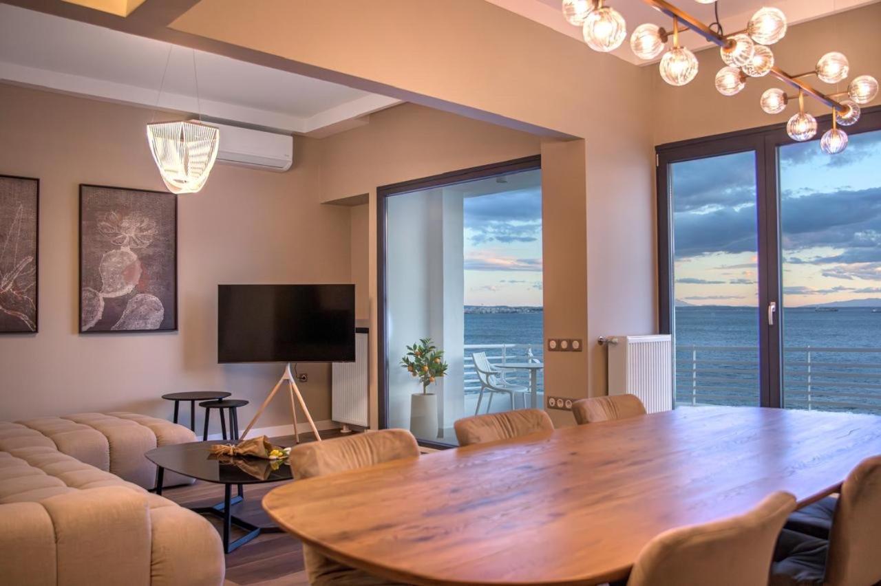 Apartment Iconic Salonica Seafront