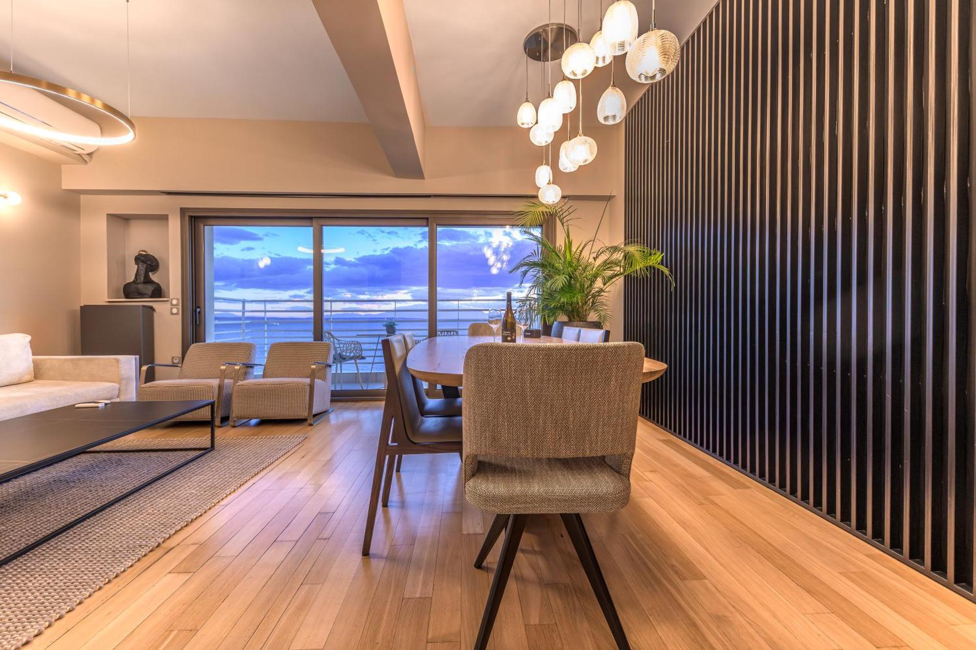 Iconic Salonica Seafront Apartment *
