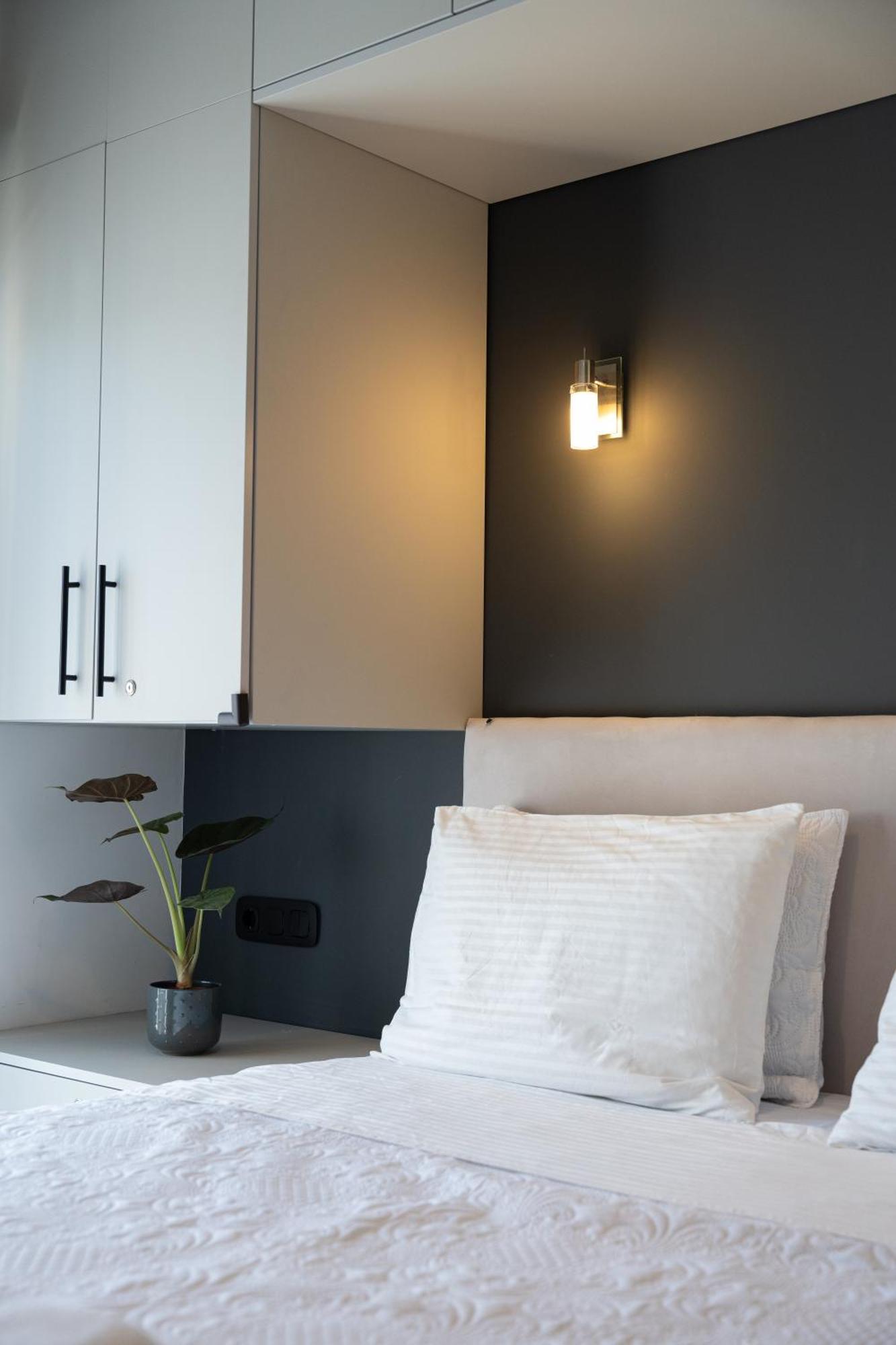 Elegant, Modern & Spacious In With Balcony Apartment Thessaloniki