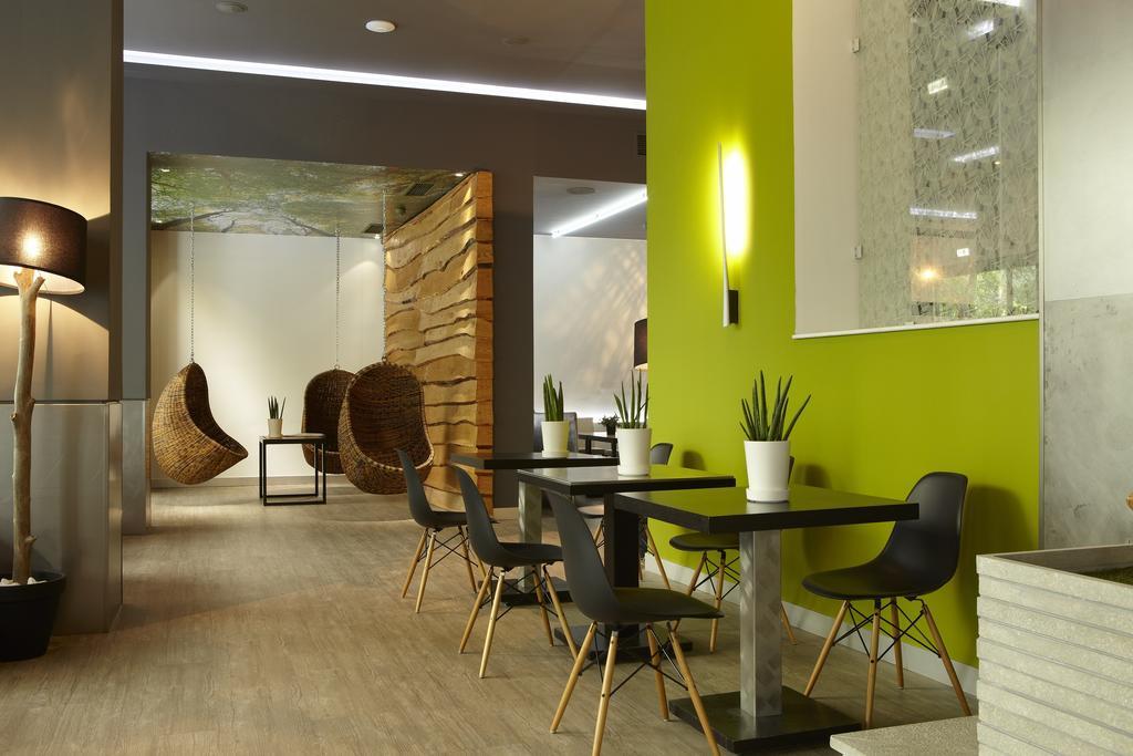 City Hotel 4*