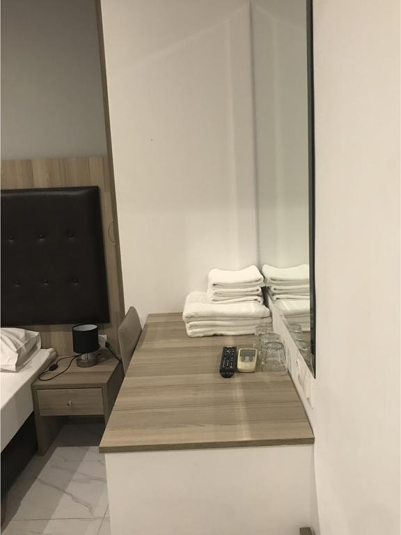Rex Hotel 2*
