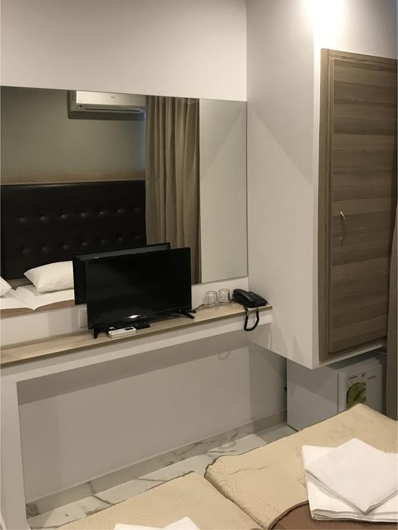 Rex Hotel 2*