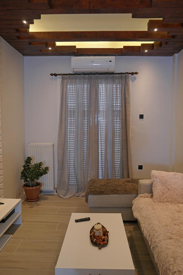 Thesspalace Apartment