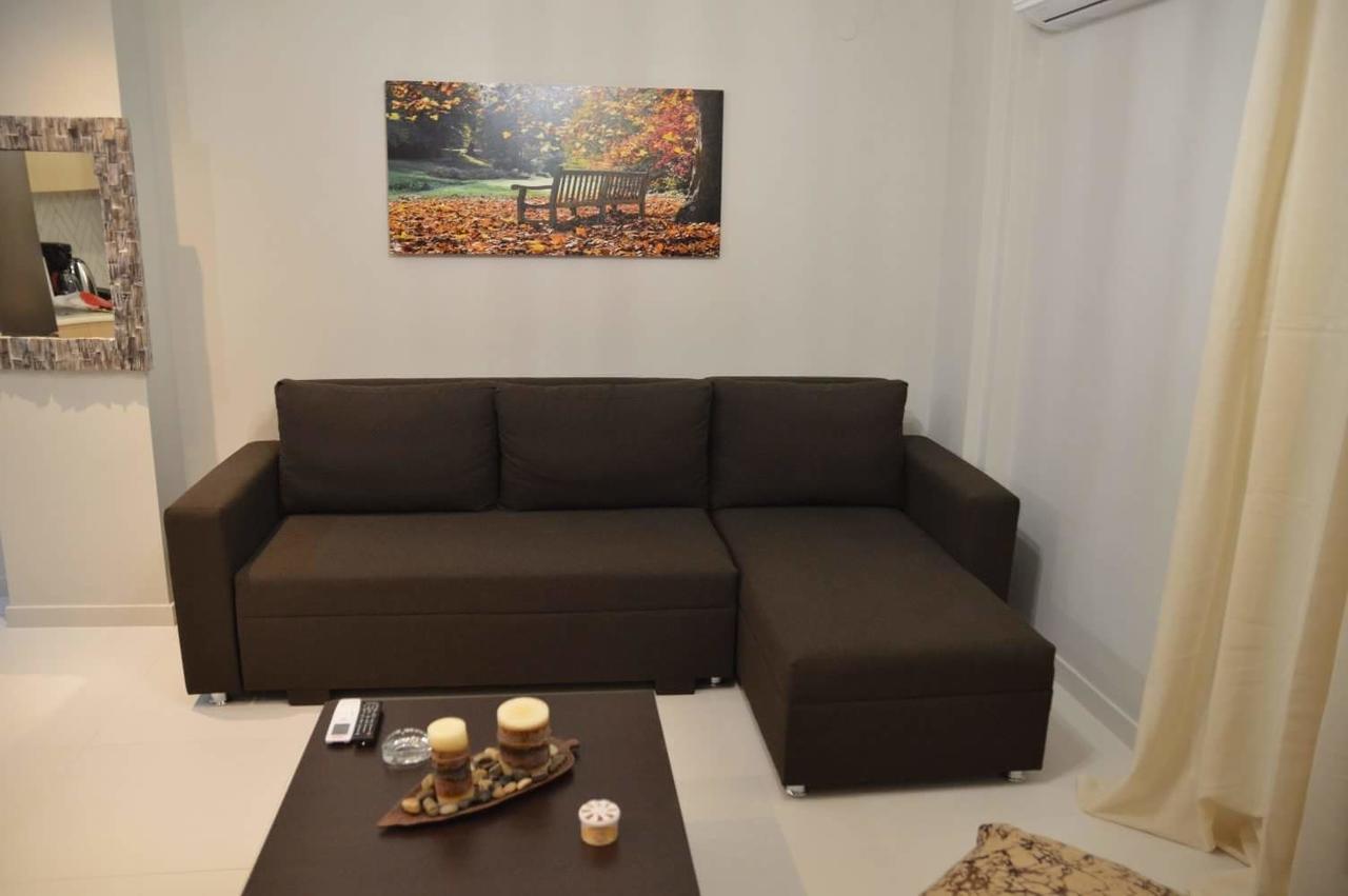 Dimitris House 3 *
