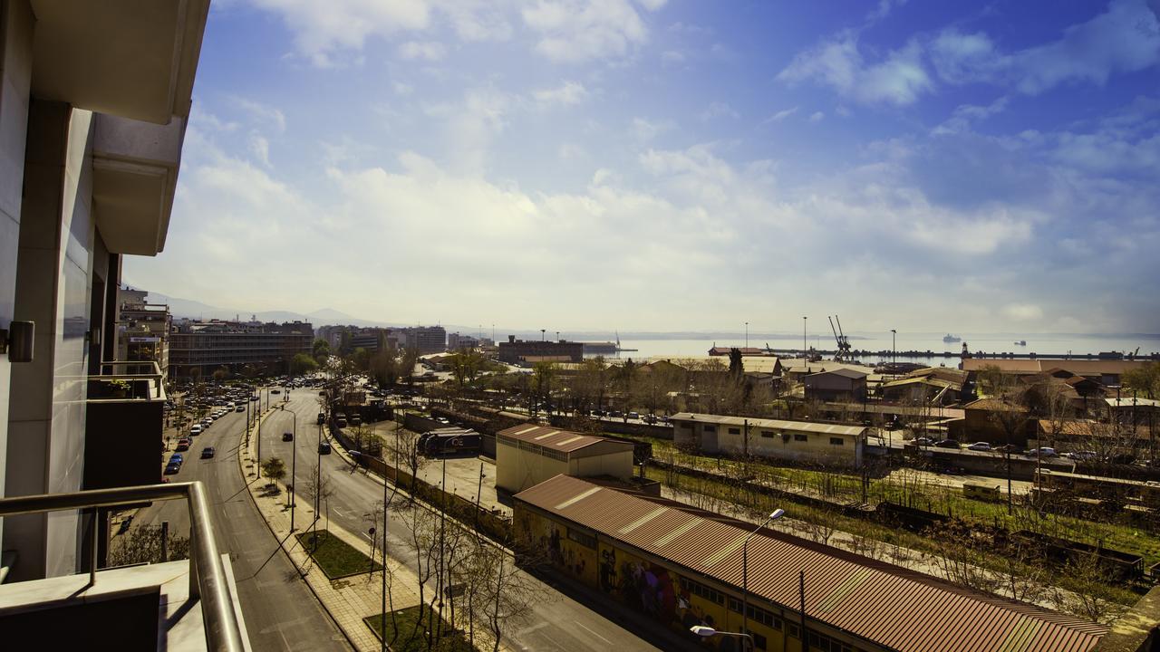 White Luxury 2* Thessaloniki