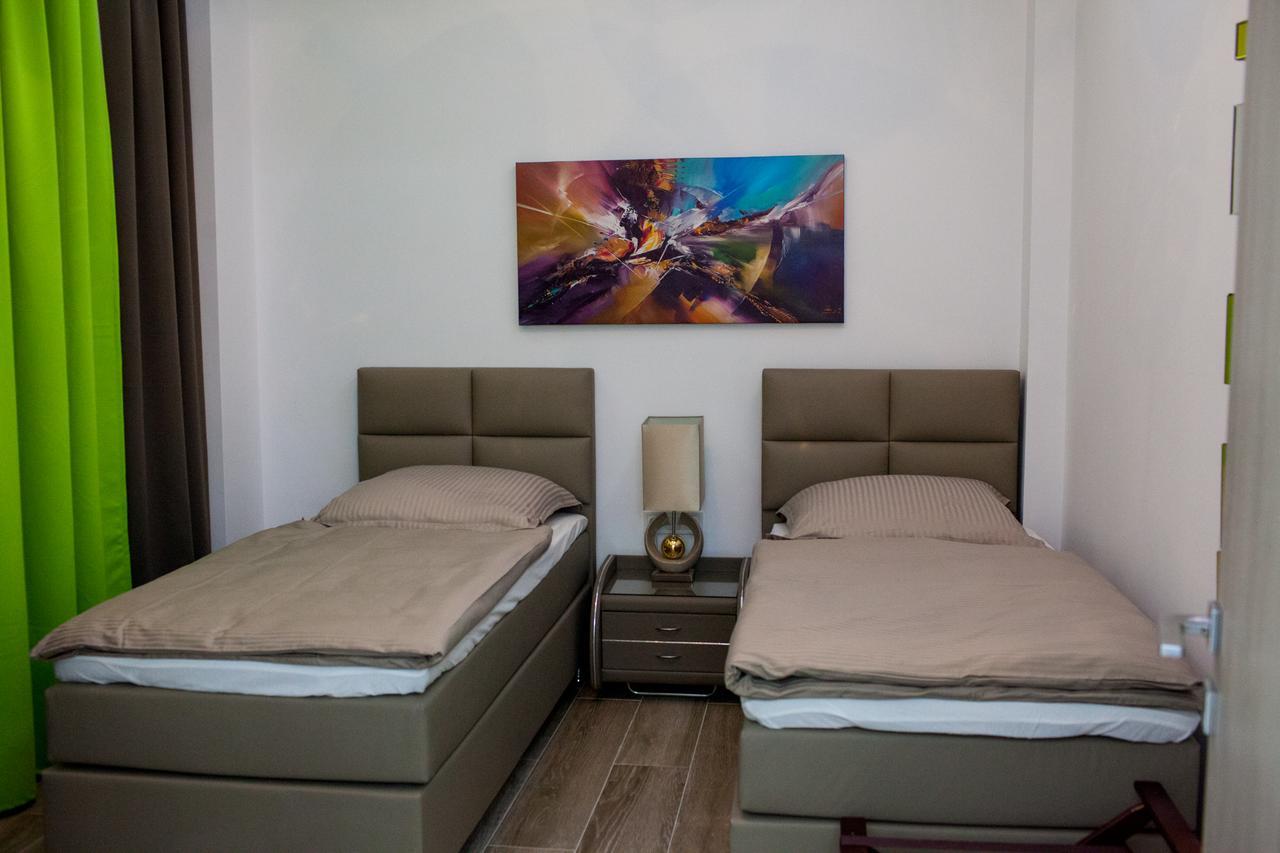 Apartment Laura Lifestyle And History
