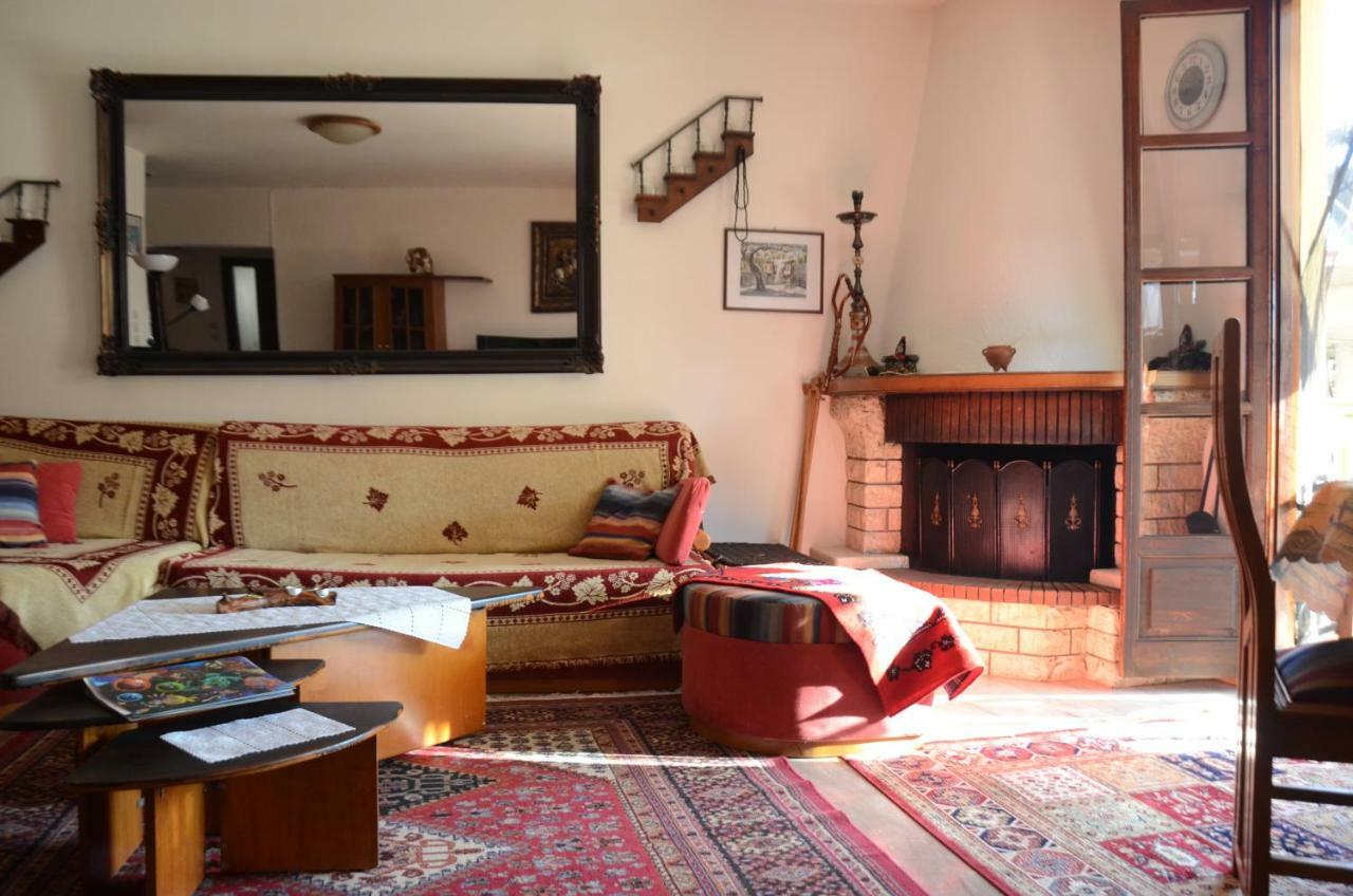 Old Town Apartment *