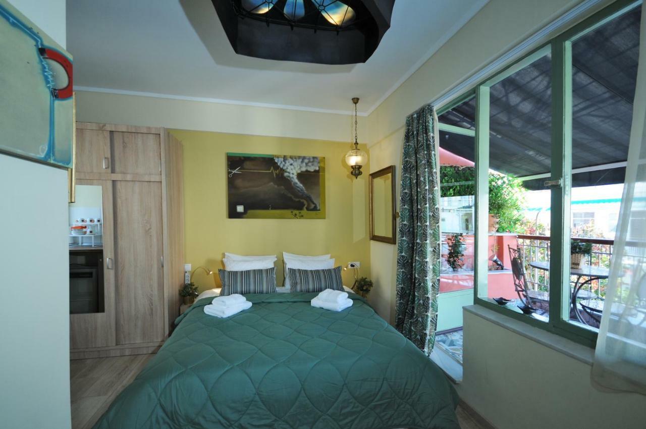 Apartment F & B Collection - Seaview Mini Penthouse