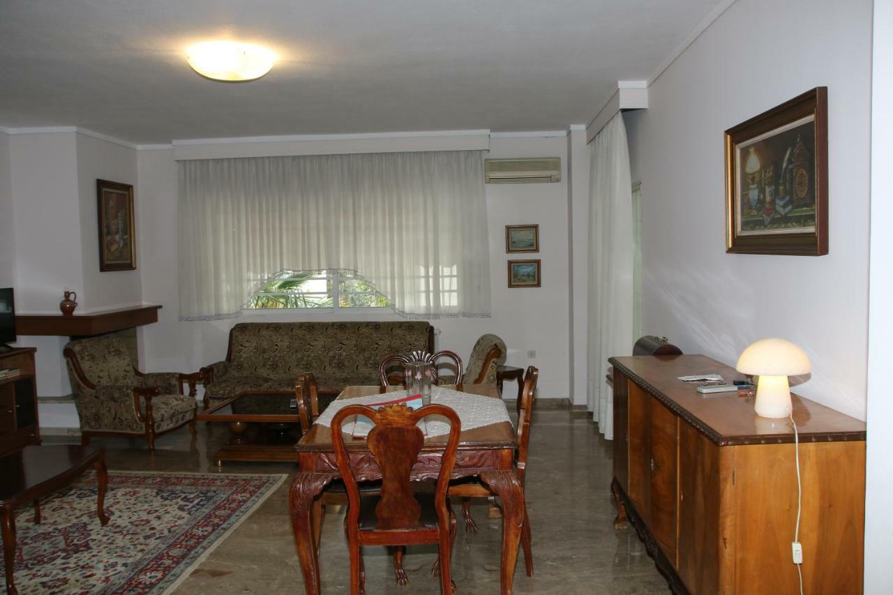 Nikos * Thessaloniki