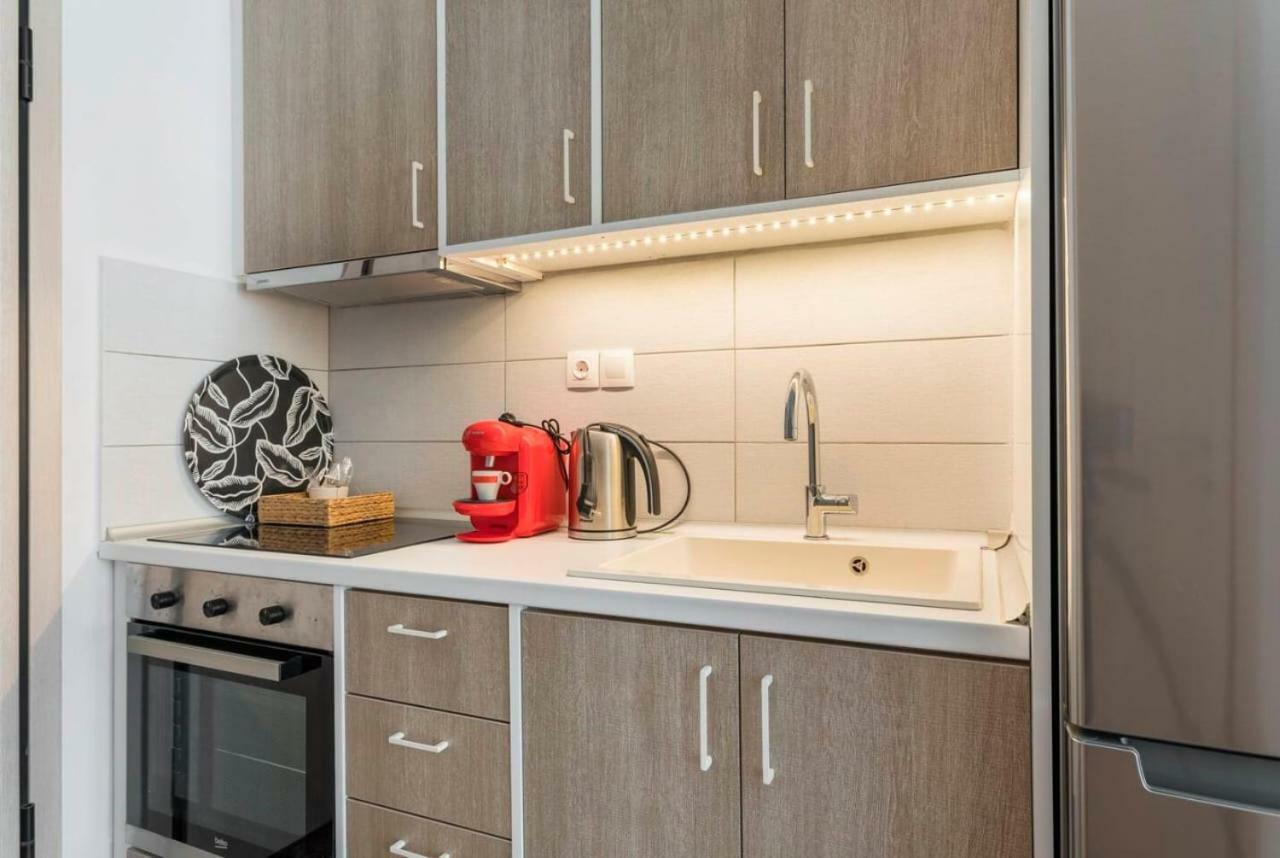 Hashtag 1 Apartment